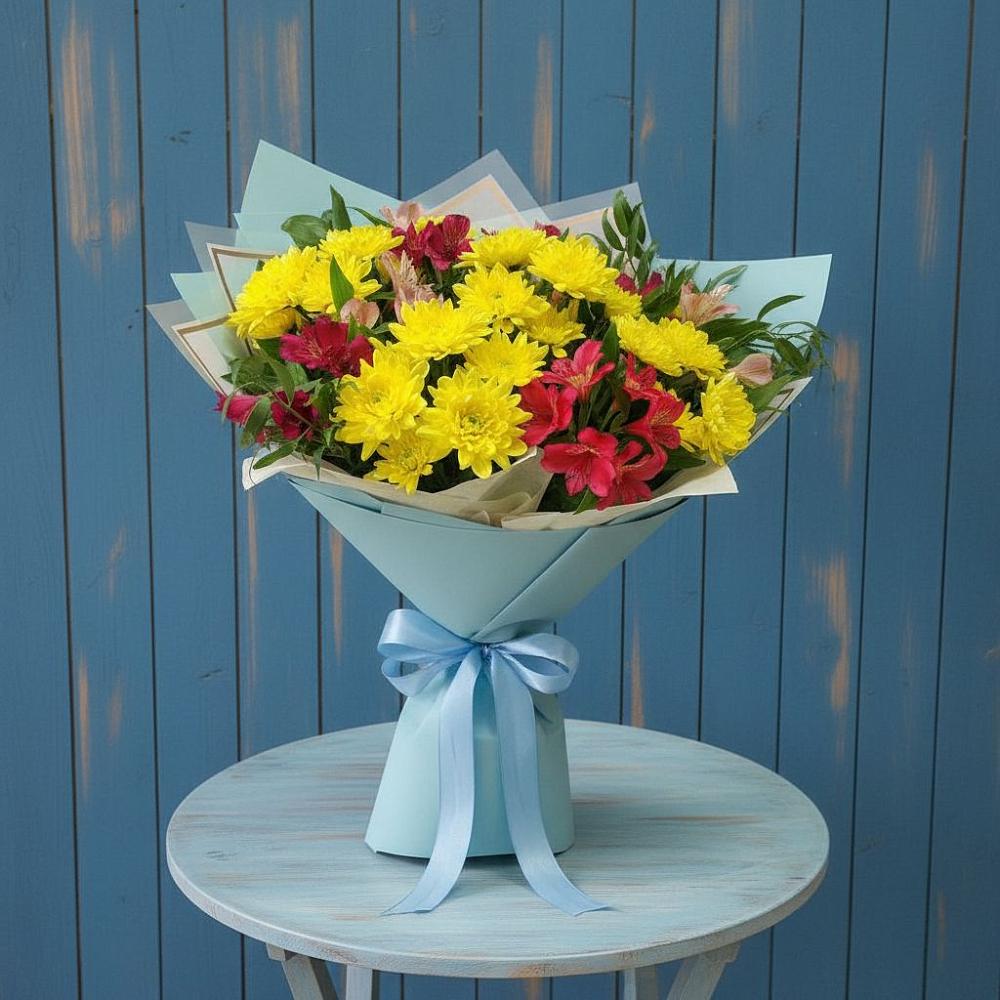 Букет цветов из: Альстромерии и Хризантемы в Черге
