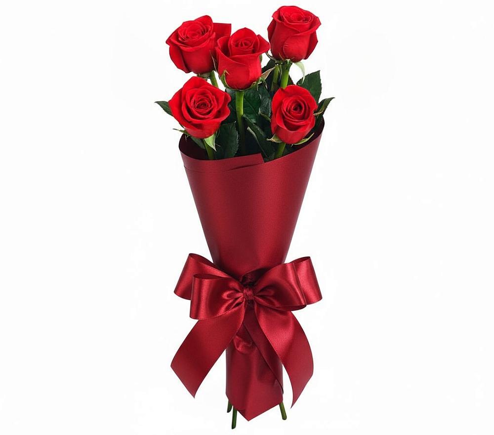 Букет 5 Красных роз Эдлесс Лав в Черге