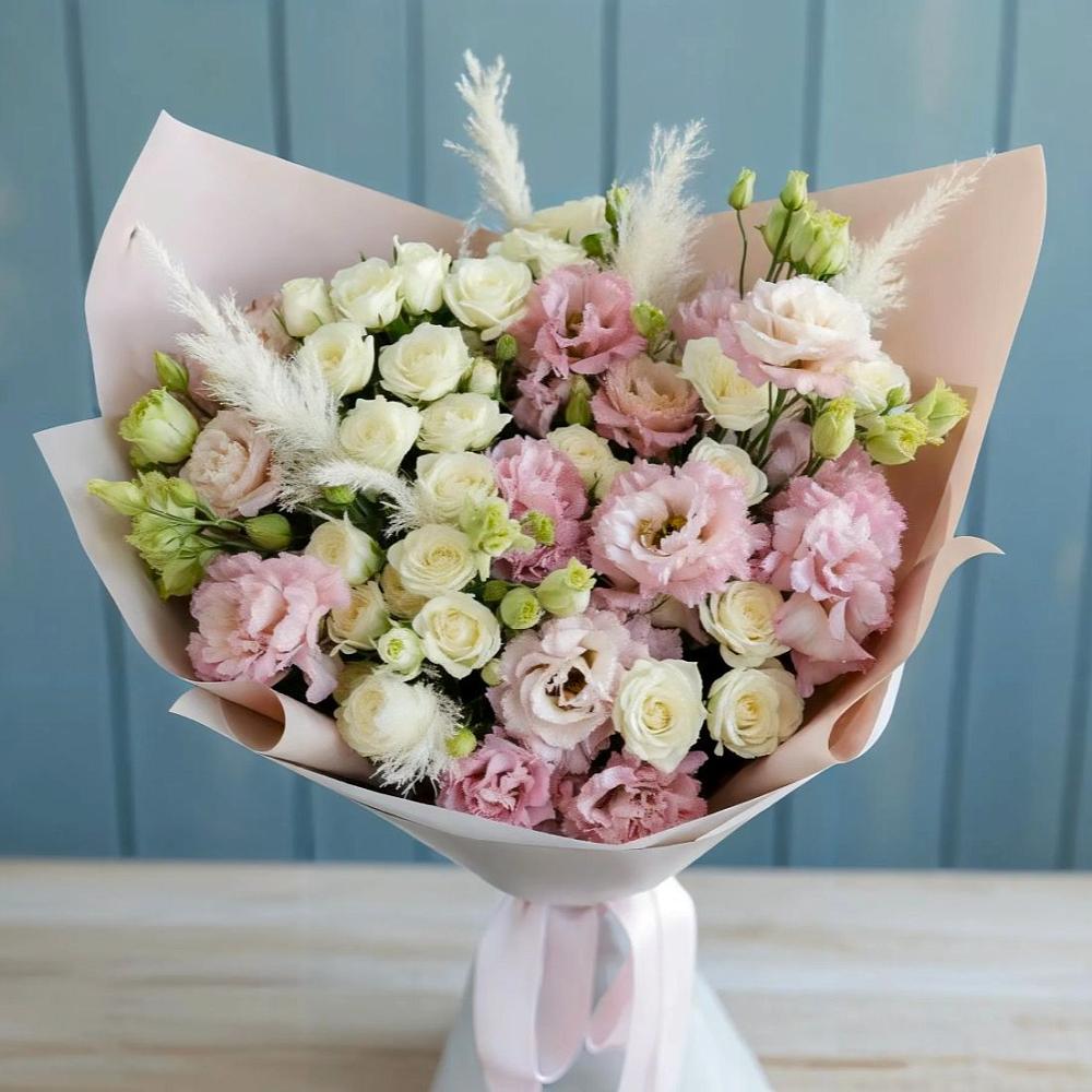 Букет цветов из: Альстромерии и Розы в Черге