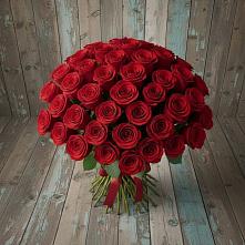 Букет 55 Красных роз Фридом #REPLACE_PRED# Черге
