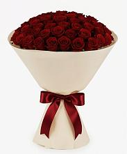 Букет 101 Бордовая роза Блэк Бакарра в Черге