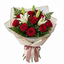 Букет цветов из:  Лилии и Розы в Черге