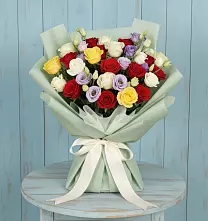 Букет цветов из:  Розы #REPLACE_PRED# Черге