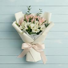 Букет цветов из:  Альстромерии в Черге