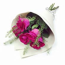 Букет цветов из:  Розы в Черге