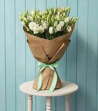 Букет цветов из:  Лизиантусы в Черге