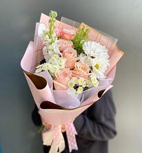 Букет цветов из:  Хризантемы и Розы в Черге