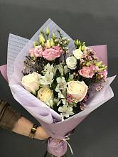 Букет цветов из:  Альстромерии, Розы и Лизиантусы #REPLACE_PRED# Черге