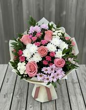 Букет цветов из:  Альстромерии, Гвоздики, Розы и Хризантемы в Черге