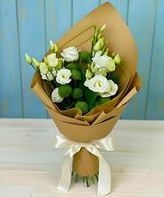 Букет цветов из:  Хризантемы и Лизиантусы #REPLACE_PRED# Черге