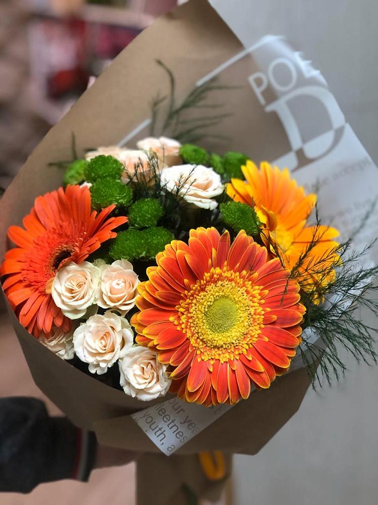 Букет цветов из: Герберы, Хризантемы и Розы в Черге