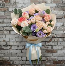 Букет цветов из:  Розы, Лизиантусы и Гвоздики в Черге