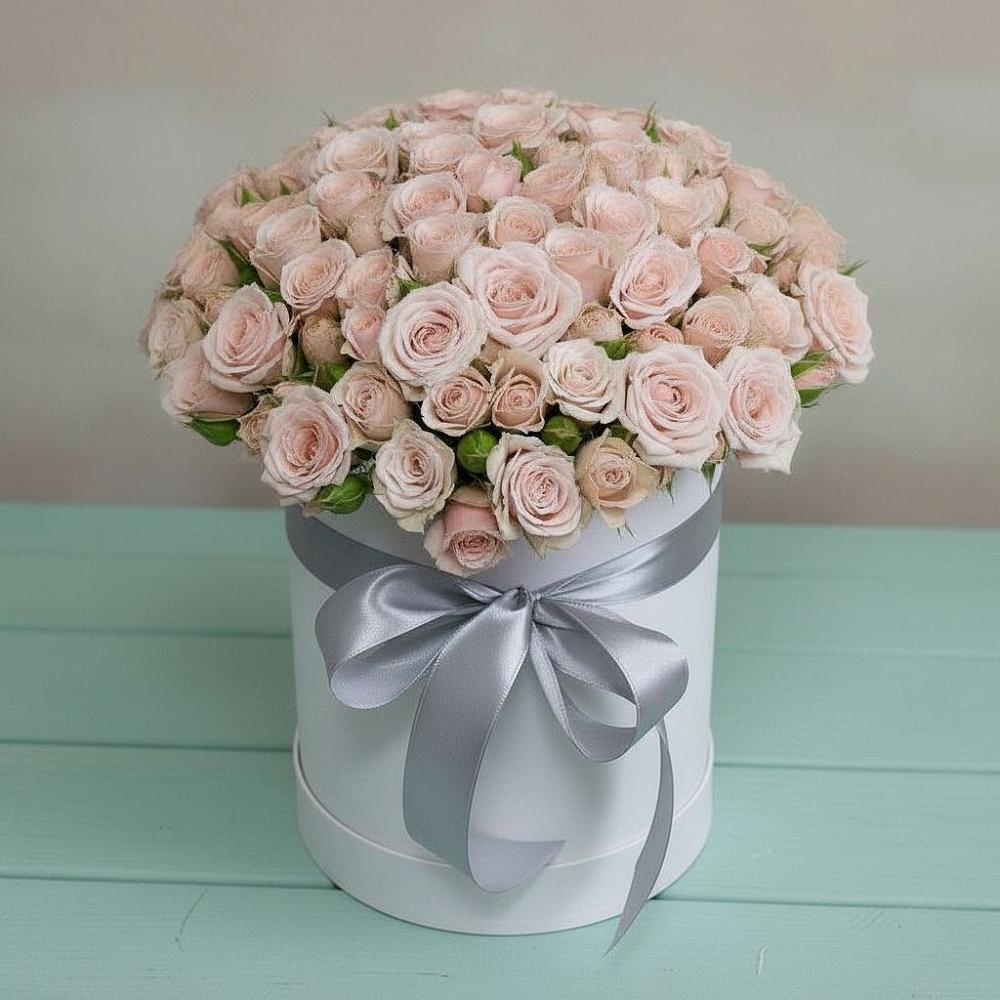 Цветочная композиция из Розы в шляпной коробке в Черге